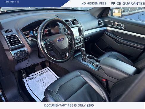 Used 2017 Ford Explorer XLT w/ Equipment Group 202A image 15