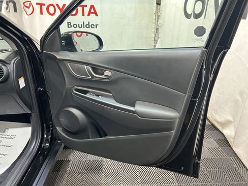 Used 2020 Hyundai Kona Ultimate image 11