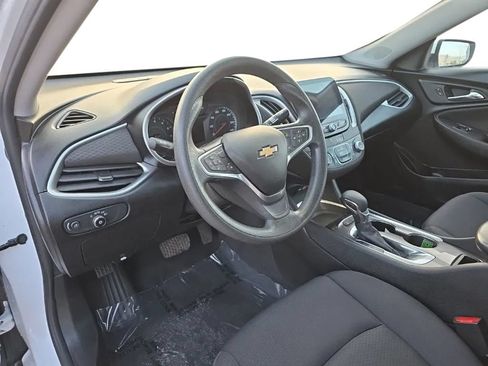 Used 2022 Chevrolet Malibu LS w/ Driver Confidence Package II FWD image 13