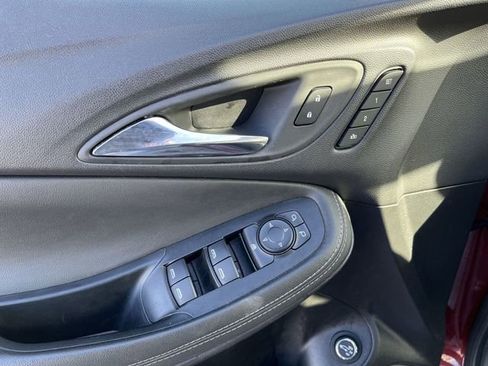 Used 2023 Buick Encore GX Essence w/ Experience Buick Package image 17