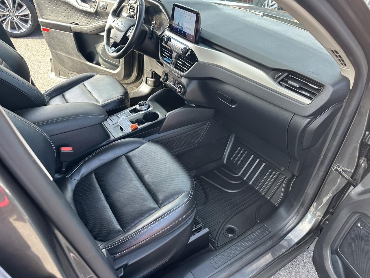 Used 2020 Ford Escape SEL AWD/4WD image 18