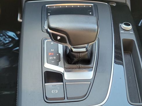 Used 2018 Audi Q5 Prestige image 35