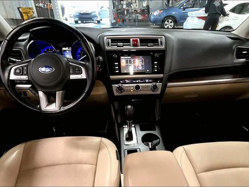 Used 2016 Subaru Outback 2.5i Limited image 16