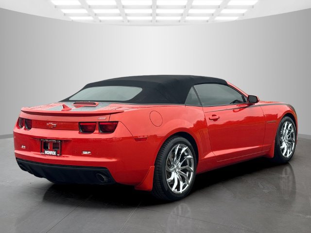 Used 2013 Chevrolet Camaro SS w/ RS Package RWD image 7