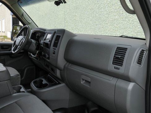 Used 2020 Nissan NV 2500 SV w/ Navigation Package image 18