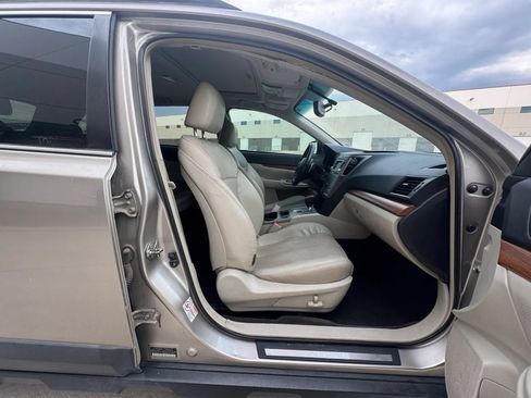 Used 2014 Subaru Outback 2.5i Limited AWD/4WD image 12
