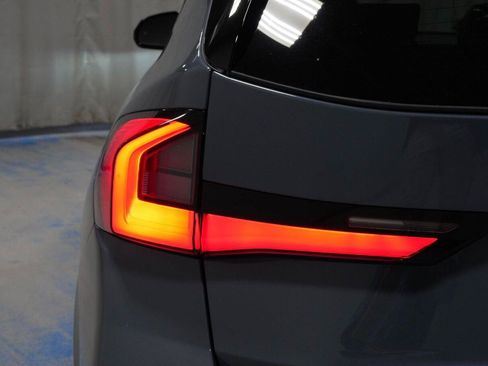 New 2027 BMW X1 xDrive28i AWD/4WD image 32