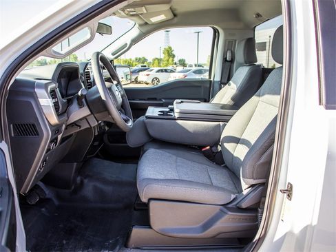 Used 2025 Ford F150 XL w/ Equipment Group 103A High image 27