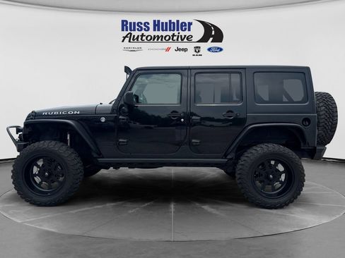 Used 2017 Jeep Wrangler Unlimited Rubicon w/ Connectivity Group AWD/4WD image 2