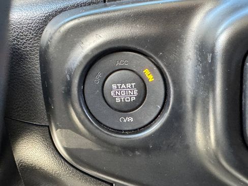 Used 2021 Jeep Wrangler Unlimited Sahara w/ Cold Weather Group image 33