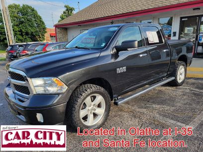 Used 2016 RAM 1500 Classic SLT w/ Luxury Group