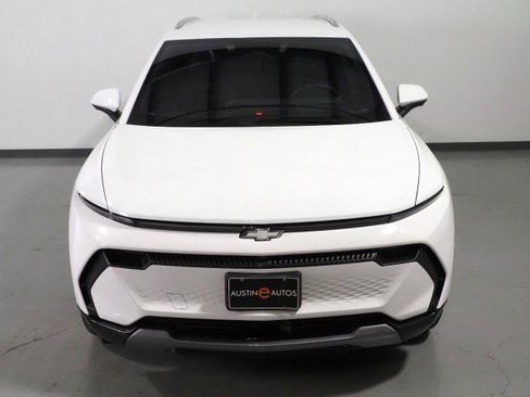 Used 2024 Chevrolet Equinox EV LT image 10
