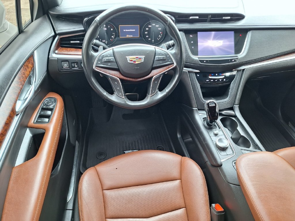 Used 2023 Cadillac XT5 Sportv w/ Technology Package AWD/4WD image 11