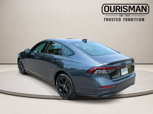 Used 2025 Honda Accord SE image 7