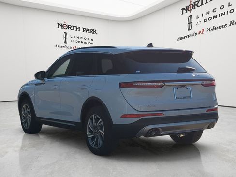 New 2026 Lincoln Corsair Premiere FWD image 5