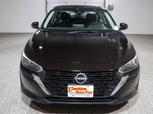 Used 2024 Nissan Sentra SV w/ All-Weather Package FWD image 4