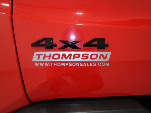 Used 2023 Jeep Renegade Latitude AWD/4WD image 35