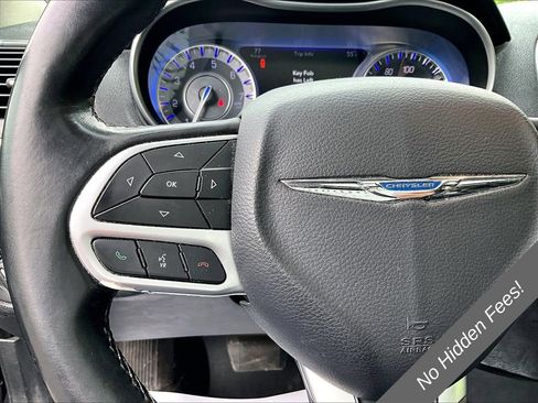 Used 2017 Chrysler 300 Limited w/ Value Package AWD/4WD image 16