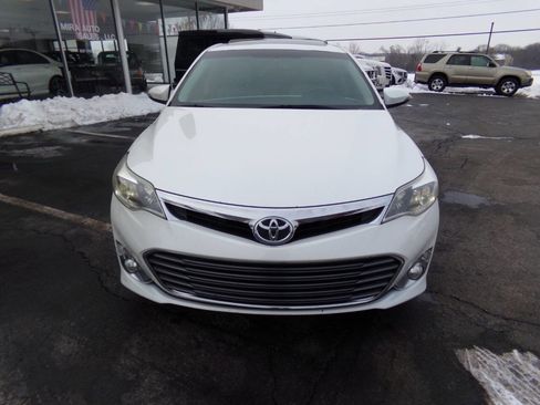 Used 2014 Toyota Avalon Limited image 42