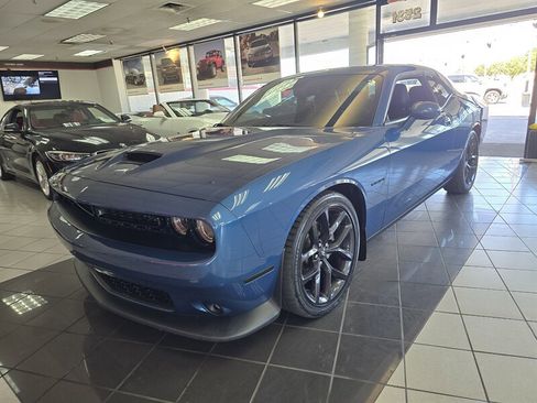 Used 2021 Dodge Challenger R/T w/ Blacktop Package image 1