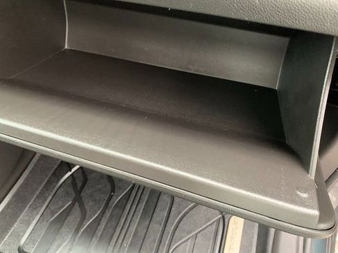 Used 2019 Chevrolet Traverse LT w/ LPO, Floor Liner Package image 12