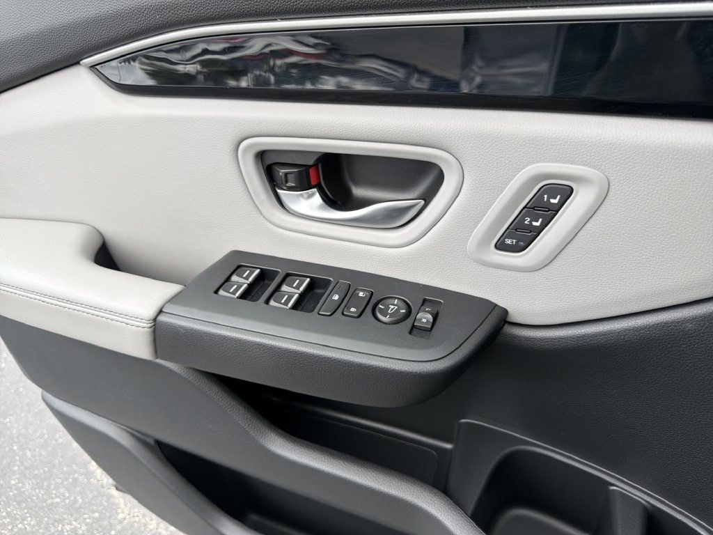 Used 2023 Honda Pilot EX-L image 23