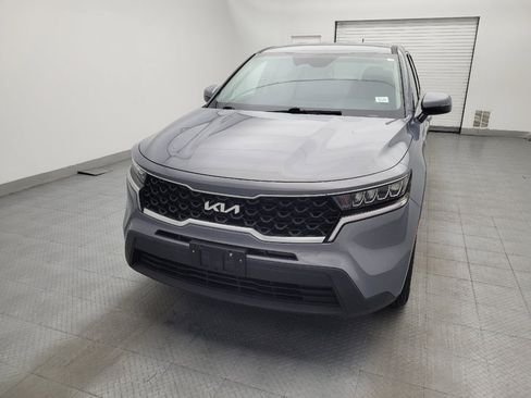 Used 2022 Kia Sorento LX FWD image 15