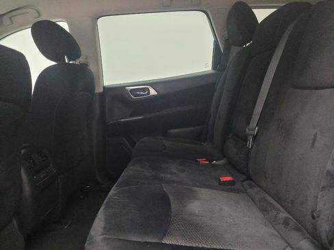 Used 2015 Nissan Pathfinder SV w/ Cargo Package image 18