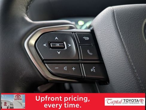 Used 2024 Lexus GX 550 image 17