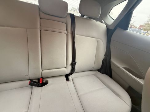 Used 2025 Hyundai Kona SEL image 37