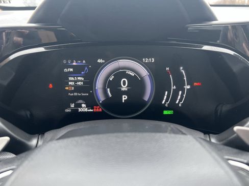 Used 2025 Lexus NX 350h AWD w/ Premium Package image 17