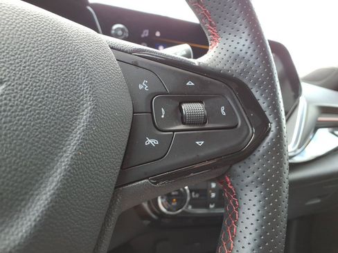 Certified 2025 Chevrolet Trax RS w/ Driver Confidence Package FWD image 27