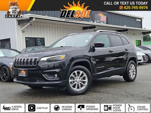 Used 2019 Jeep Cherokee Latitude w/ Popular Appearance Group image 1
