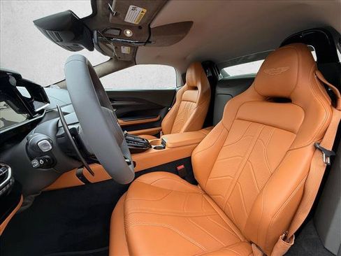 New 2026 Aston Martin V8 Vantage Convertible RWD image 28