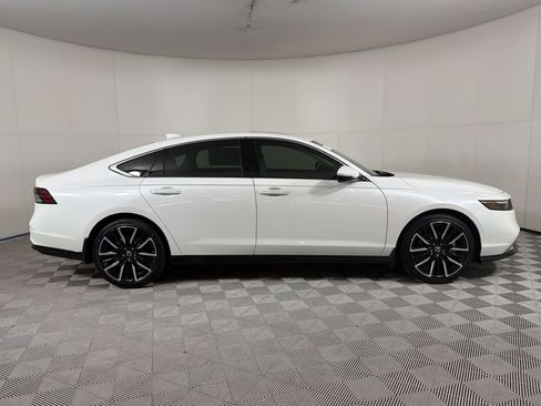 New 2026 Honda Accord Touring image 8