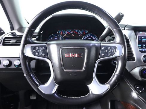 Used 2019 GMC Yukon XL SLT image 12