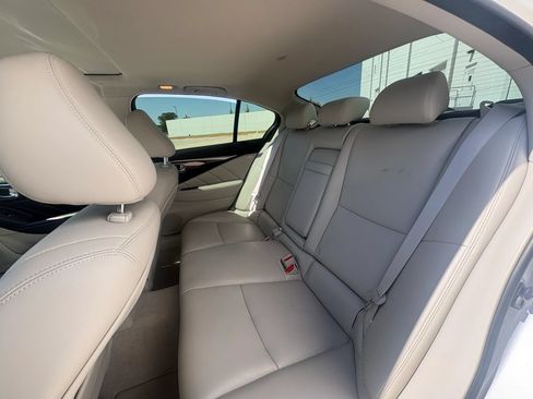 Used 2018 INFINITI Q50 Luxe w/ Essential Package (2.0T Luxe) RWD image 39