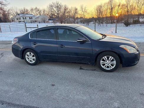Used 2010 Nissan Altima 2.5 SL w/ Convenience Pkg image 7