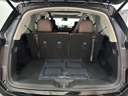 Used 2024 Honda Pilot Elite image 38