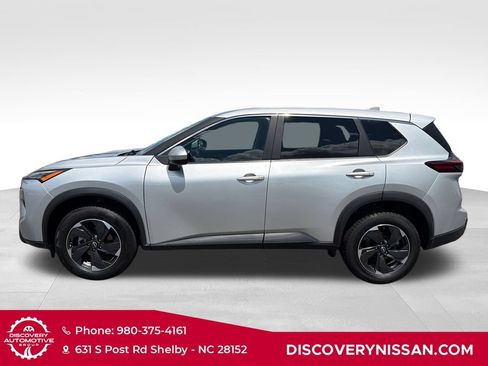 Certified 2025 Nissan Rogue SV AWD/4WD image 9
