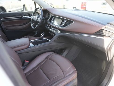 Used 2018 Buick Enclave Avenir w/ Avenir Technology Package image 18