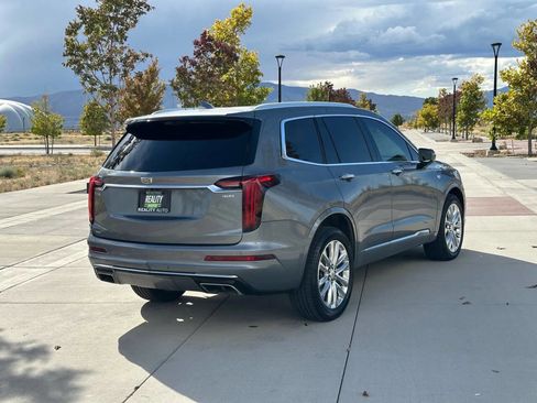 Used 2020 Cadillac XT6 Premium Luxury image 5