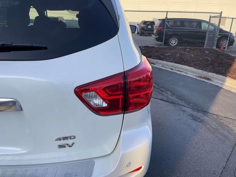 Used 2017 Nissan Pathfinder SV w/ Trailer Tow Package image 16
