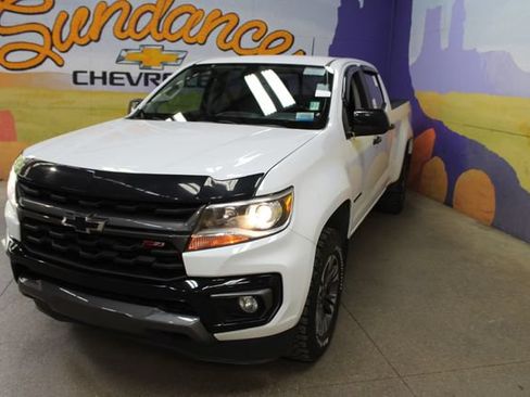 Used 2021 Chevrolet Colorado Z71 AWD/4WD image 4
