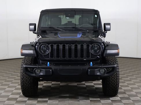 Used 2024 Jeep Wrangler Unlimited Rubicon 4xe AWD/4WD image 11
