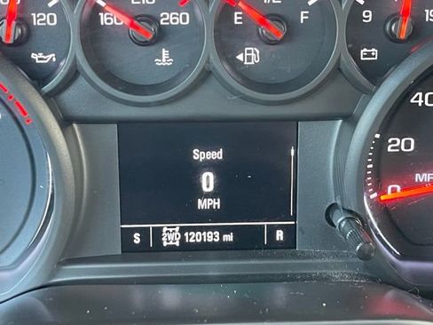 Certified 2020 Chevrolet Silverado 1500 Custom w/ Custom Value Package image 23