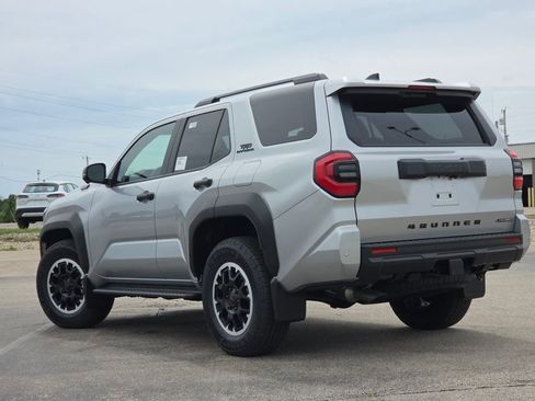 New 2026 Toyota 4Runner TRD Off-Road Premium AWD/4WD image 28