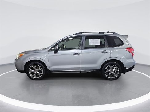 Used 2015 Subaru Forester 2.5i Touring w/ Eyesight & Navigation System image 6