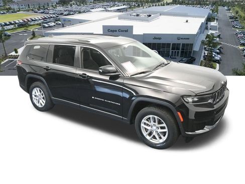 Used 2021 Jeep Grand Cherokee L Laredo w/ Luxury Tech Group I image 57