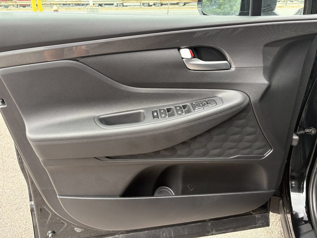 Used 2023 Hyundai Santa Fe SEL w/ Cargo Package AWD/4WD image 11